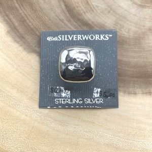 Belks Silverworks Hammered Hollow Square Ring